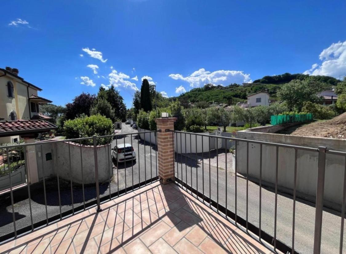 Casa Valentina, Casa Intera Vicino Al Mare Villa Carrara Exterior photo
